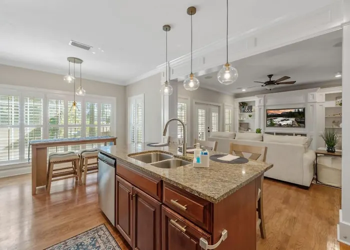 Casa de férias Serene Smart Home, Big Backyard, Family And Friends Tallahassee