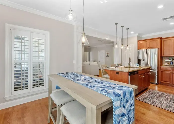 Serene Smart Home, Big Backyard, Family And Friends * Tallahassee