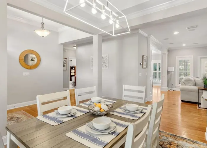 Serene Smart Home, Big Backyard, Family And Friends Casa de férias Tallahassee